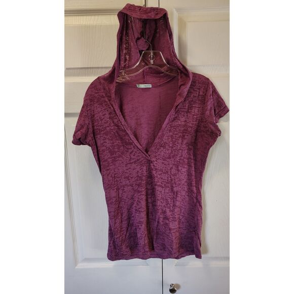 Maurices Tops - Maurices Women's Purple Burnout Short Sleeve V-Neck Pullover Hoodie Large